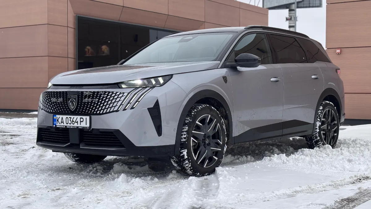01 peugeot 5008