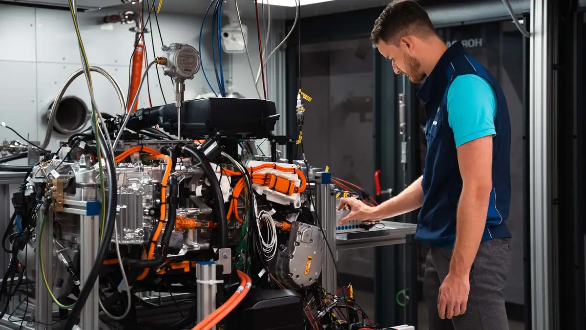 bmw hydrogen fuell cell 2025 02