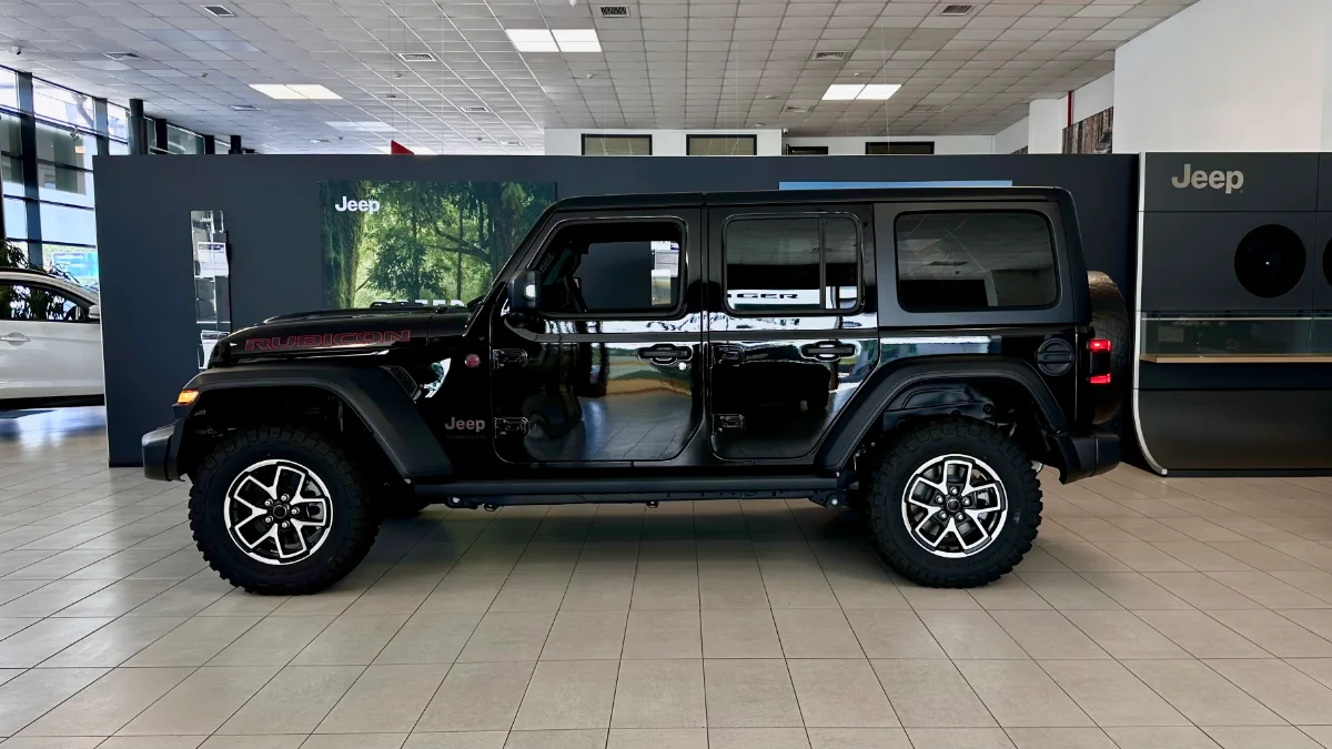 jeep wrangler rubicon unlimited black 3