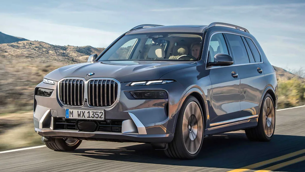 bmw x7 001