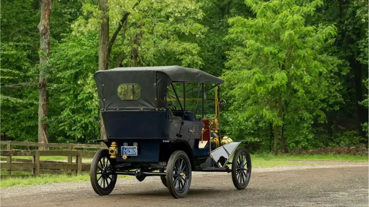 ford flathead v8 (1932) 004