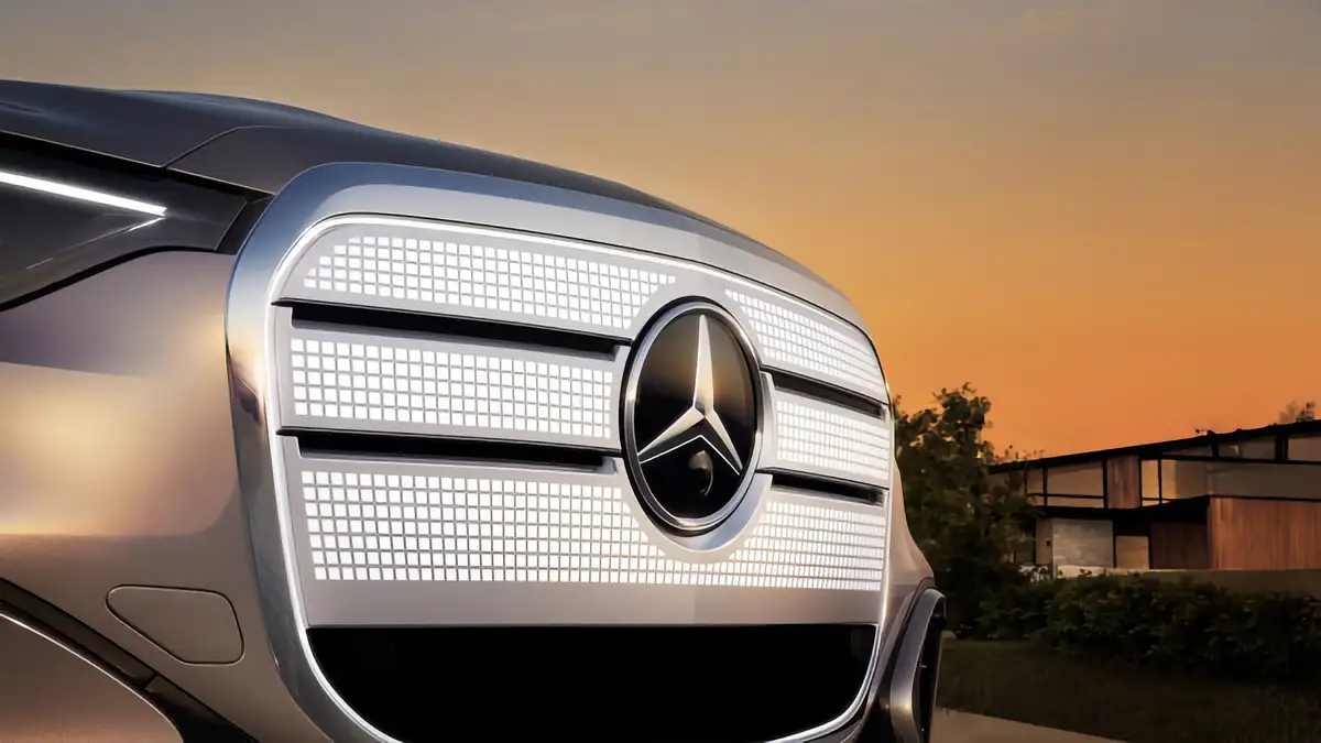 mercedes benz glc teaser 2025
