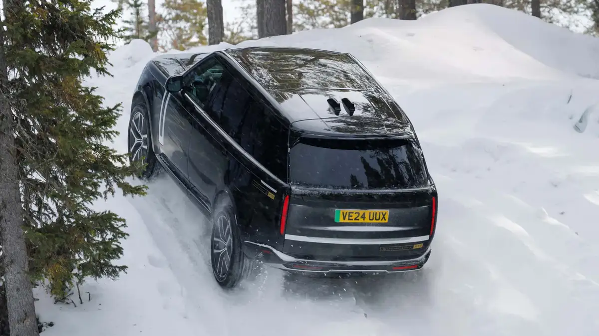 range rover electric 2025 02